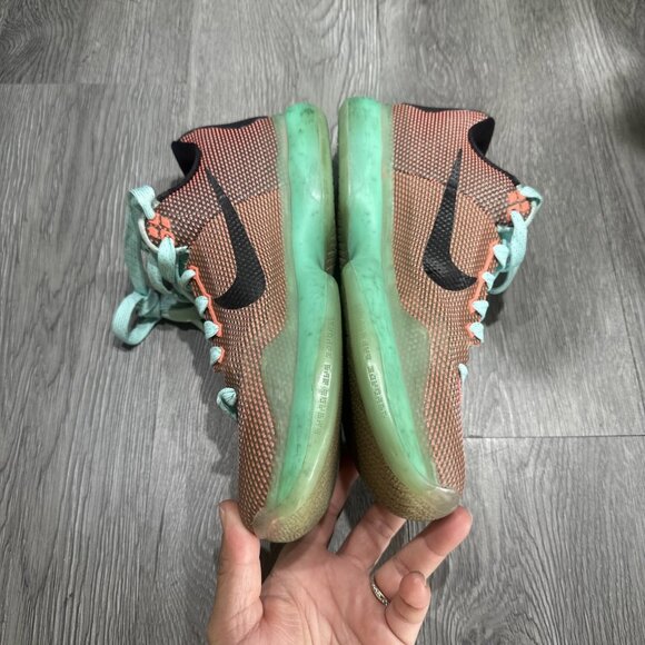 Nike Kobe 10 Easter 2015 - Kobe Bryant shoes - Kobe X - size 7 / Women 8.5 main image 4